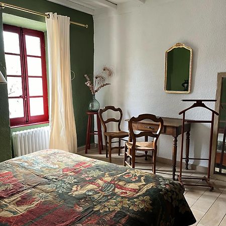 فندق Chez Rosette De Lussan المظهر الخارجي الصورة